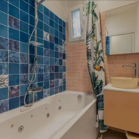 40sq Meters In Buttes Chaumomt Apartment